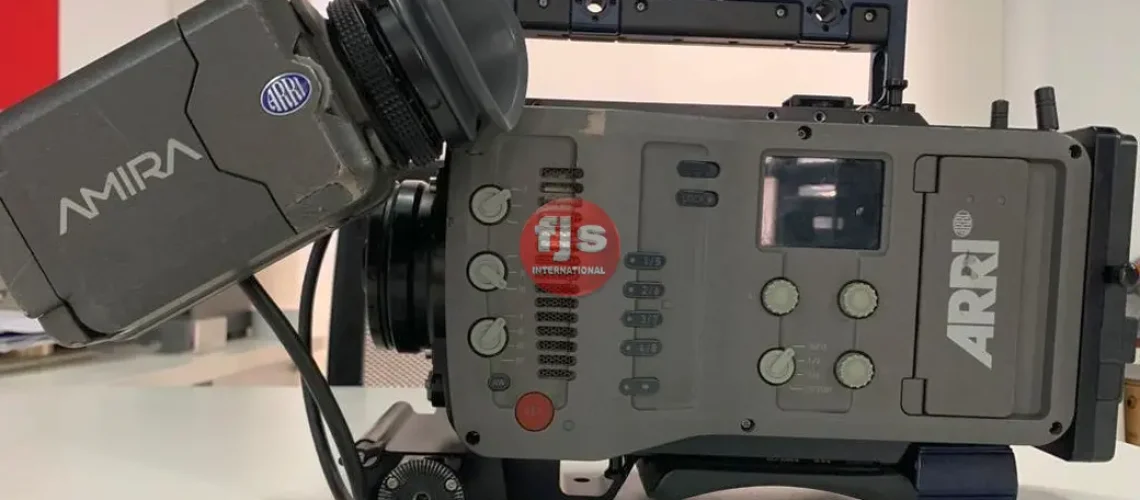 Arri-Amira-naizemeyte-FJS-03