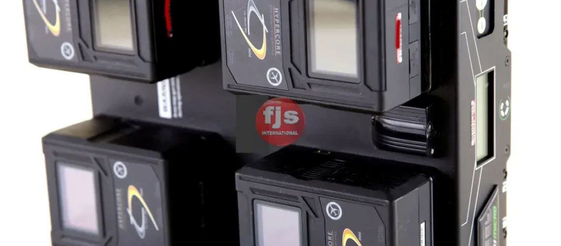 Hypercore-Charger-&-98Wh-Batteries-Set-of-4-moblacyrrah-FJS-01